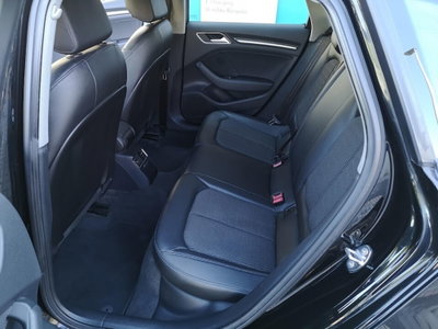 Audi A3 Sportback 1.6 TDI 116 CV S tronic Design (12)