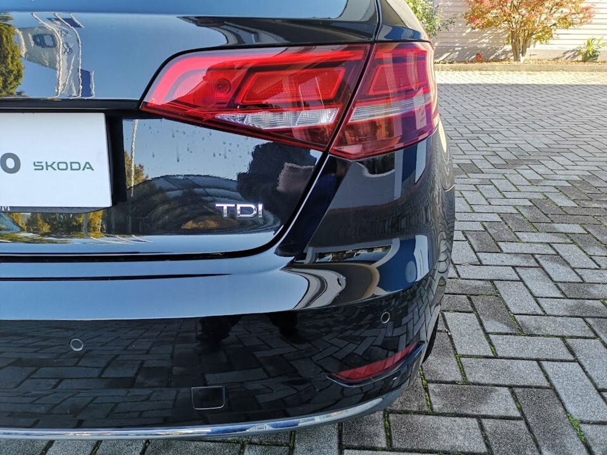 Audi A3 Sportback 1.6 TDI 116 CV S tronic Design (19)