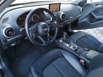 Audi A3 Sportback 1.6 TDI 116 CV S tronic Design (9)