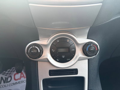 Ford Fiesta 1.2 82CV 3 porte Titanium (14)