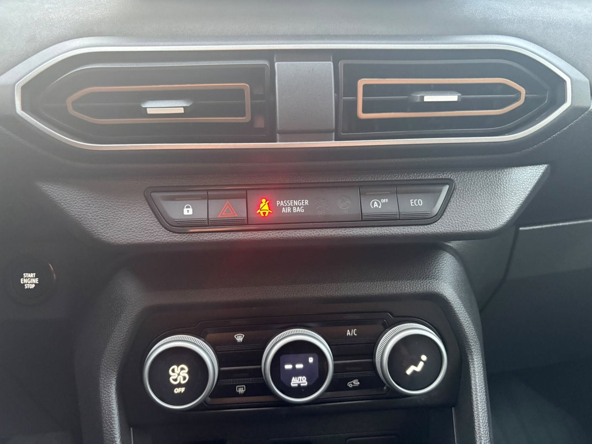 Dacia Jogger Jogger 1.0 TCe GPL 100 CV 5 posti Extreme (17)
