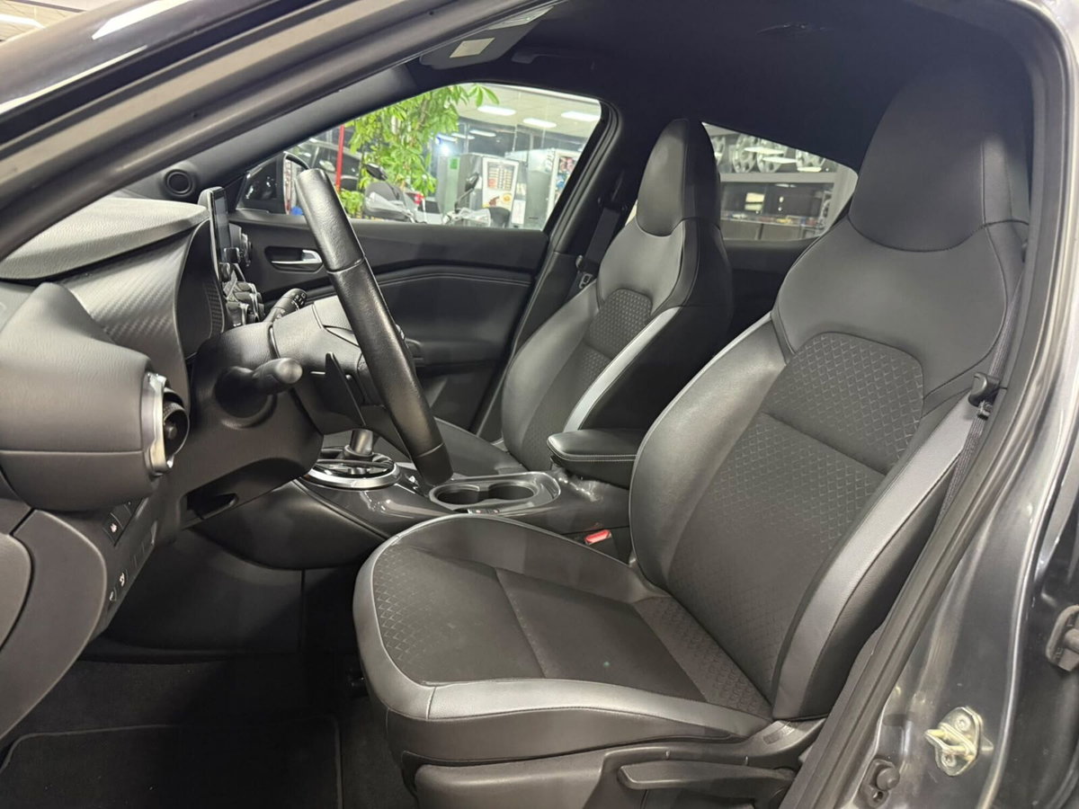 Nissan Juke 1.0 dig-t N-Connecta 114cv dct (14)