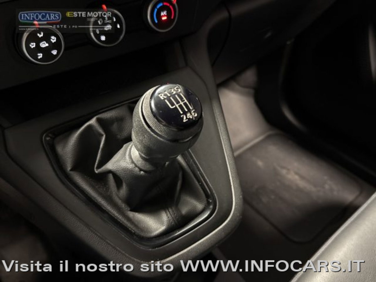 Nissan Townstar van 1.3 130cv L2 N-Connecta (17)