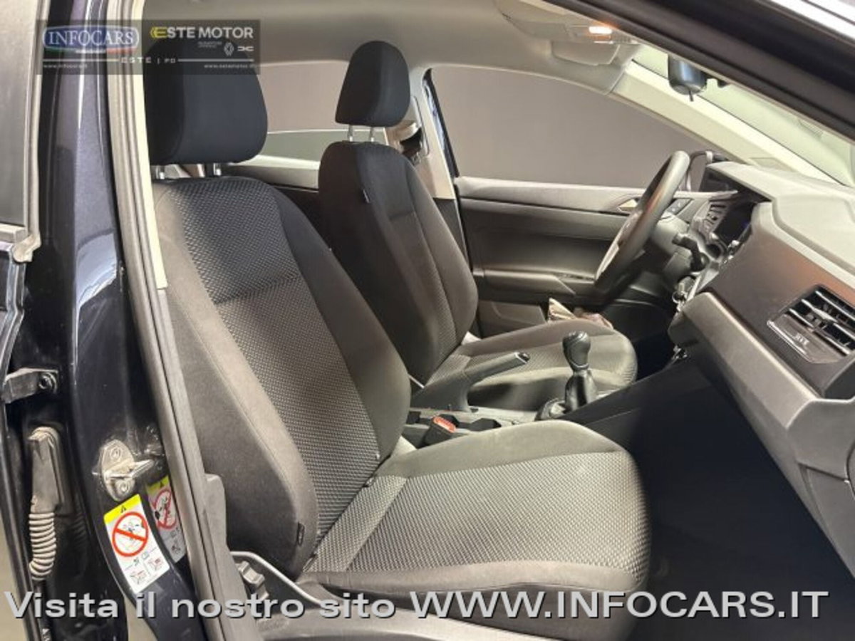 Volkswagen Taigo 1.0 tsi Life 95cv (6)