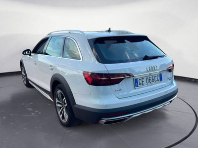 Audi A4 Allroad Allroad 40 2.0 tdi mhev Identity Contrast quattro 204cv s-tronic (7)