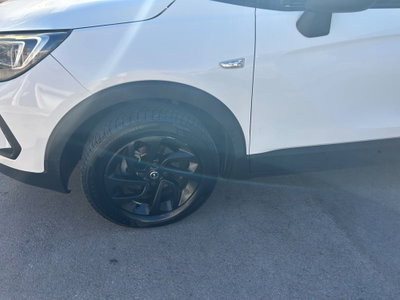 Opel Crossland 1.5 ECOTEC D 110 CV Start&Stop Elegance (12)