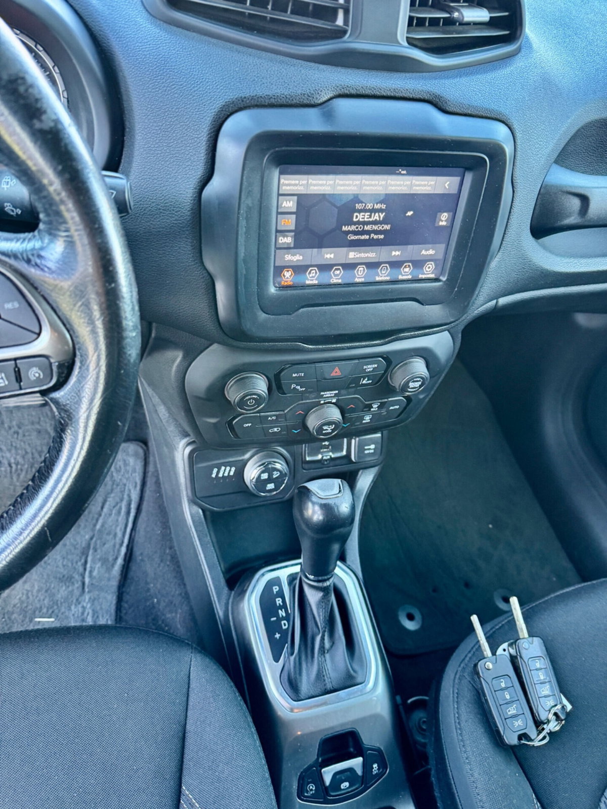 Jeep Renegade 2.0 Mjt 140CV 4WD Active Drive Limited (12)