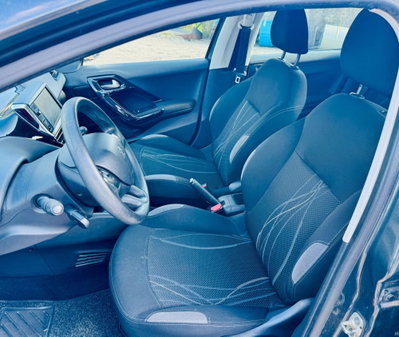 Peugeot 208 82 5 porte Allure (15)