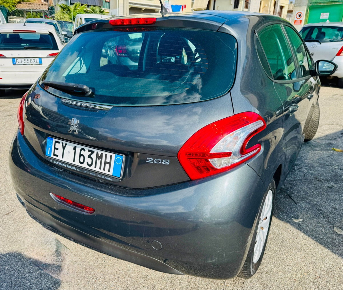Peugeot 208 82 5 porte Allure (9)