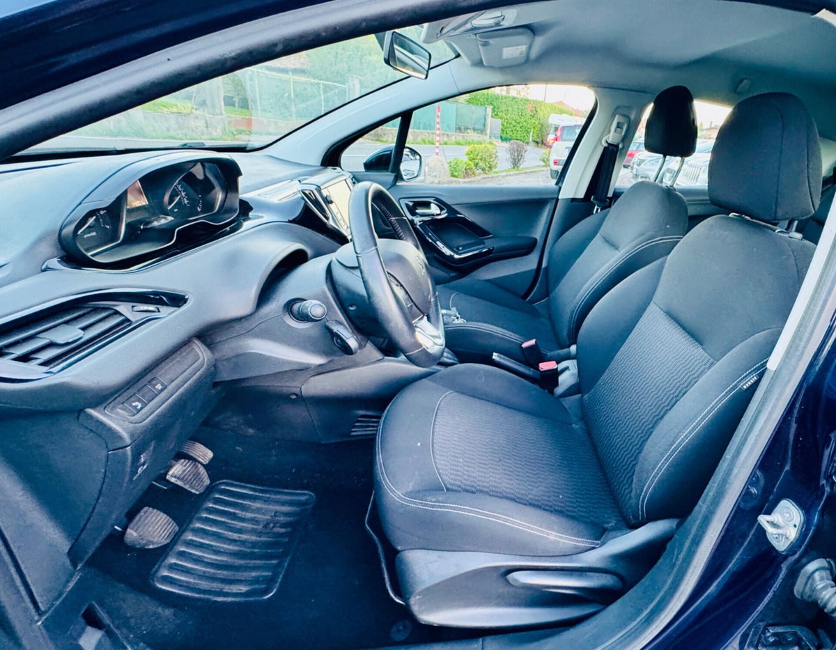 Peugeot 208 82 Stop&Start 5 porte Allure (17)