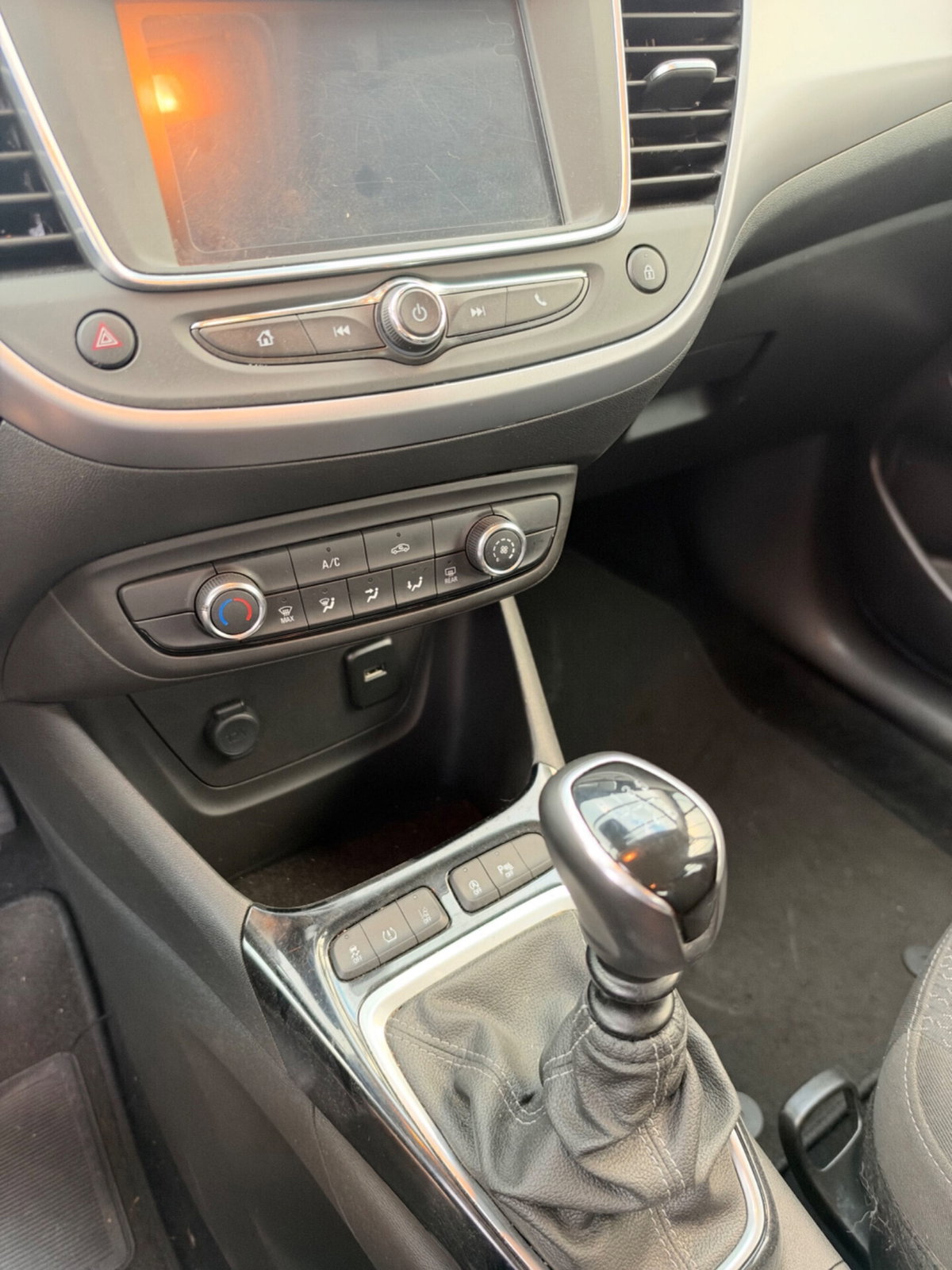 Opel Crossland X 1.5 ECOTEC D 102 CV Start&Stop Innovation (16)