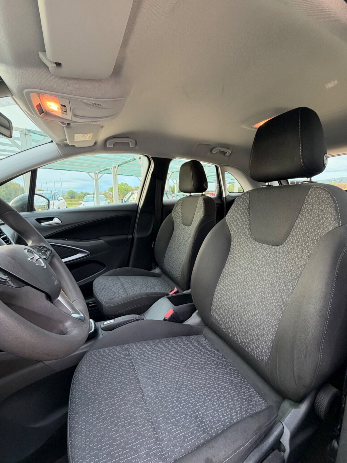 Opel Crossland X 1.5 ECOTEC D 102 CV Start&Stop Innovation (9)