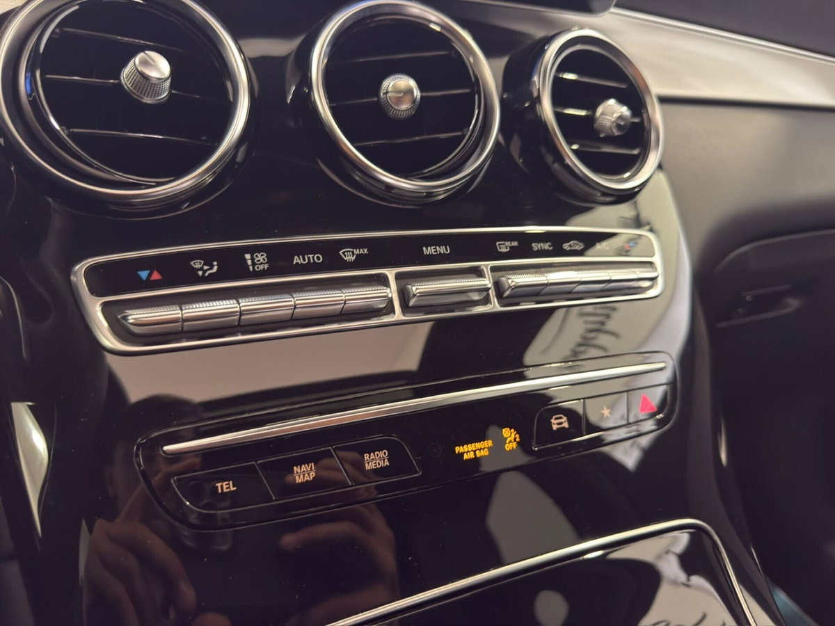Mercedes-Benz GLC Coupé 220 d 4Matic Coupé Premium (17)