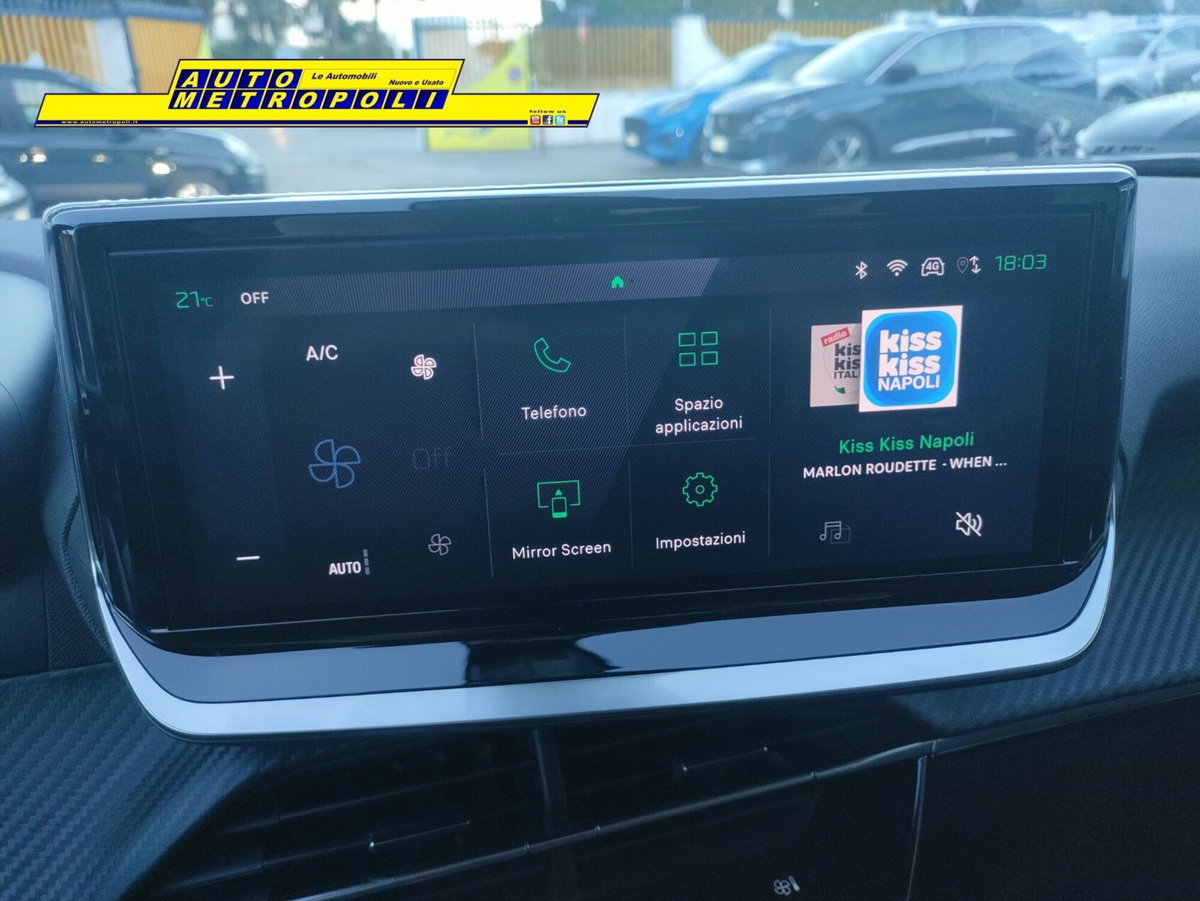 Peugeot 2008 1.2 turbo Allure 100cv (19)