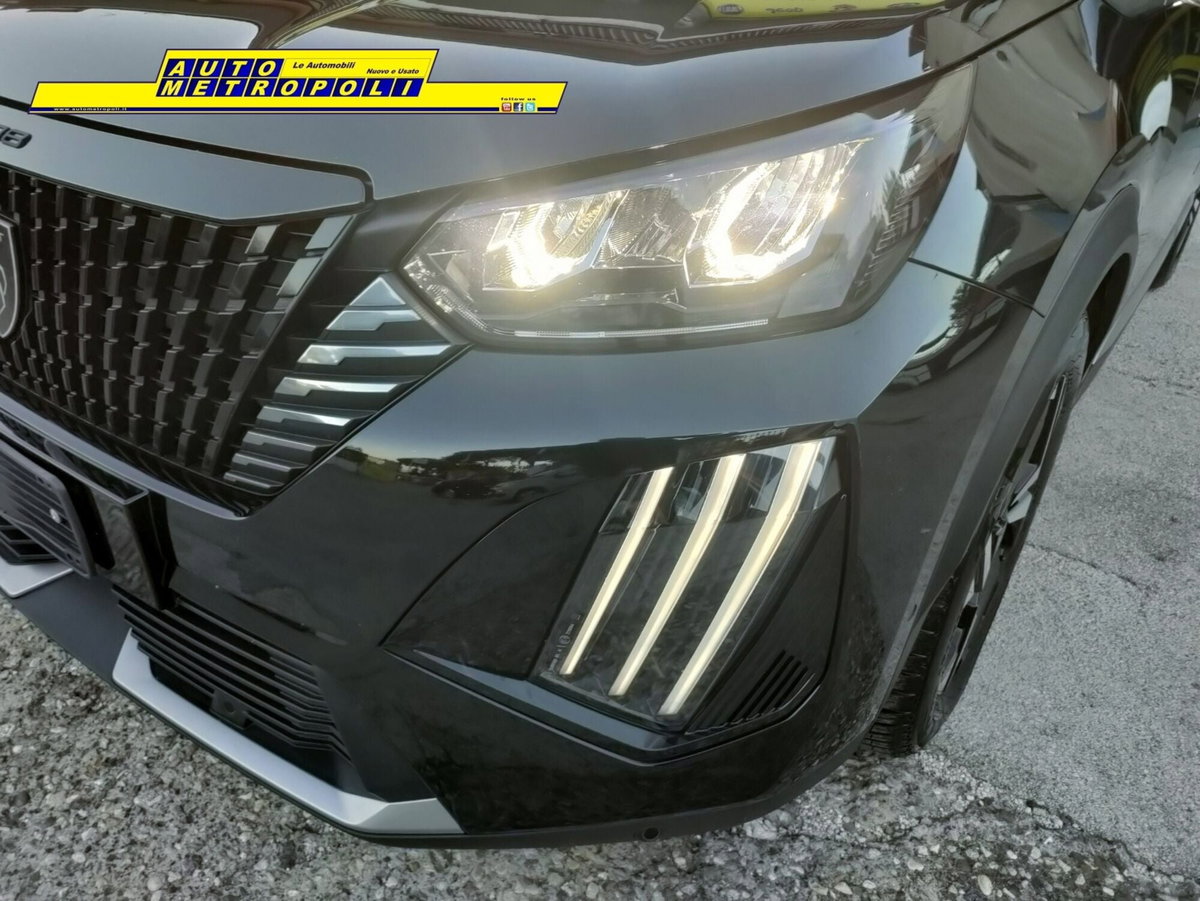 Peugeot 2008 1.2 turbo Allure 100cv (6)