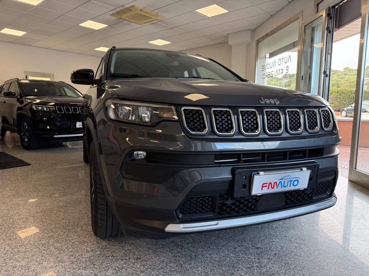 Jeep Compass 1.3 T4 190CV PHEV AT6 4xe Limited (4)