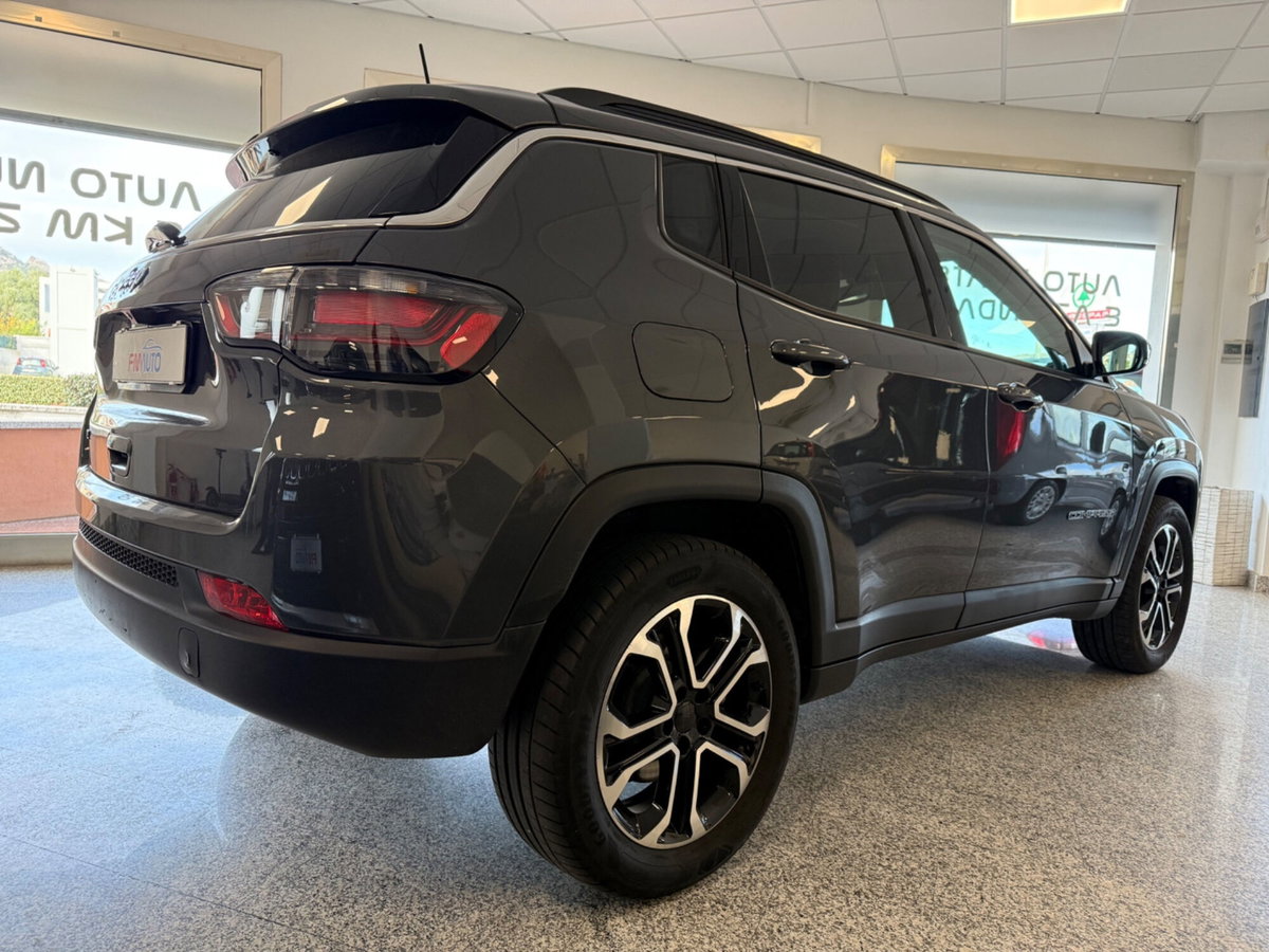 Jeep Compass 1.3 T4 190CV PHEV AT6 4xe Limited (9)