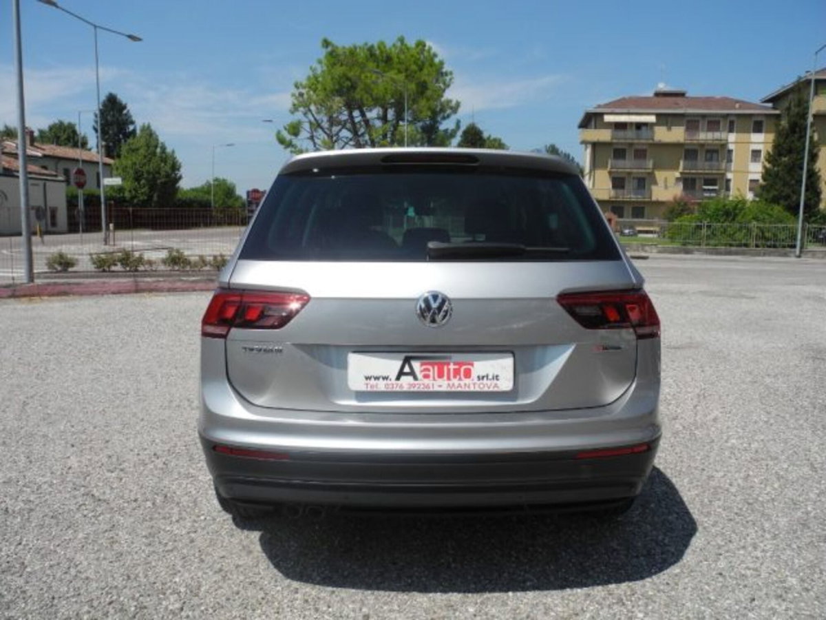 Volkswagen Tiguan 2.0 TDI SCR 4MOTION Style BlueMotion Technology (4)