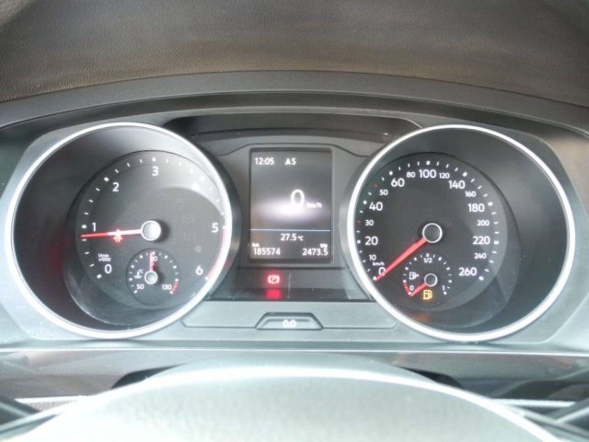 Volkswagen Tiguan 2.0 TDI SCR 4MOTION Style BlueMotion Technology (6)