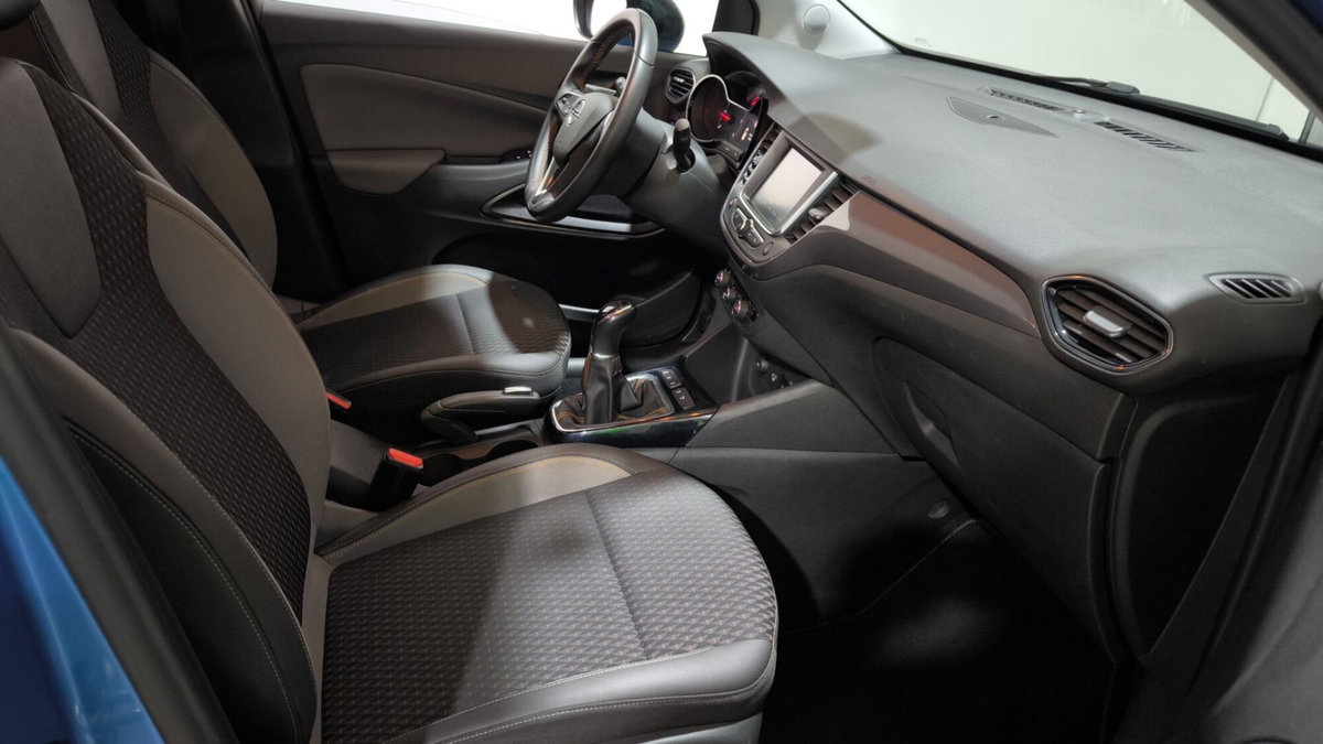 Opel Crossland X 1.6 ECOTEC D 8V Start&Stop Innovation (18)