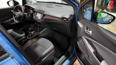 Opel Crossland X 1.6 ECOTEC D 8V Start&Stop Innovation (19)