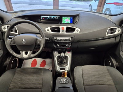 Renault Scenic E-Tech Electric 1.5 dCi 110CV Dynamique (14)