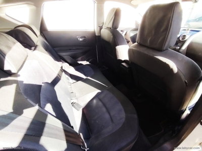 Nissan Qashqai 1.5 dCi DPF Tekna (12)