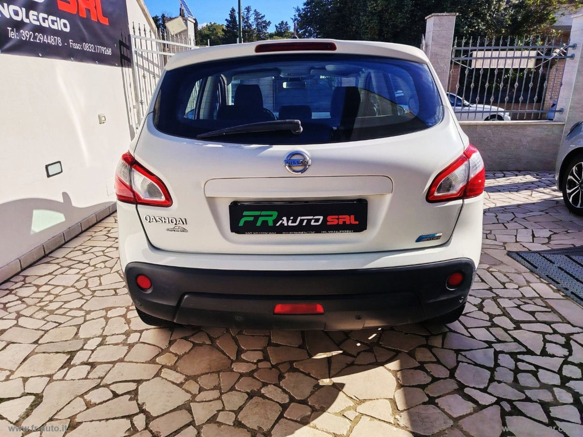 Nissan Qashqai 1.5 dCi DPF Tekna (7)