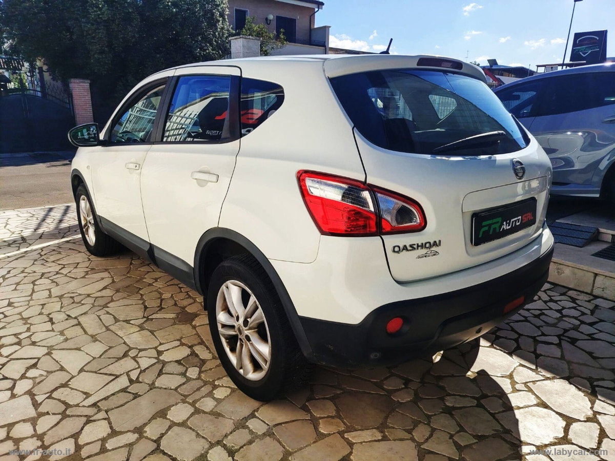 Nissan Qashqai 1.5 dCi DPF Tekna (8)