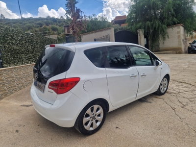 Opel Meriva 1.3 CDTI 95CV ecoFLEStart&Stop Cosmo (5)