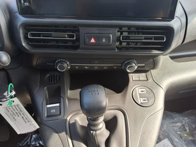 Citroen Berlingo Furgone BlueHDi 100 Van M Driver (19)