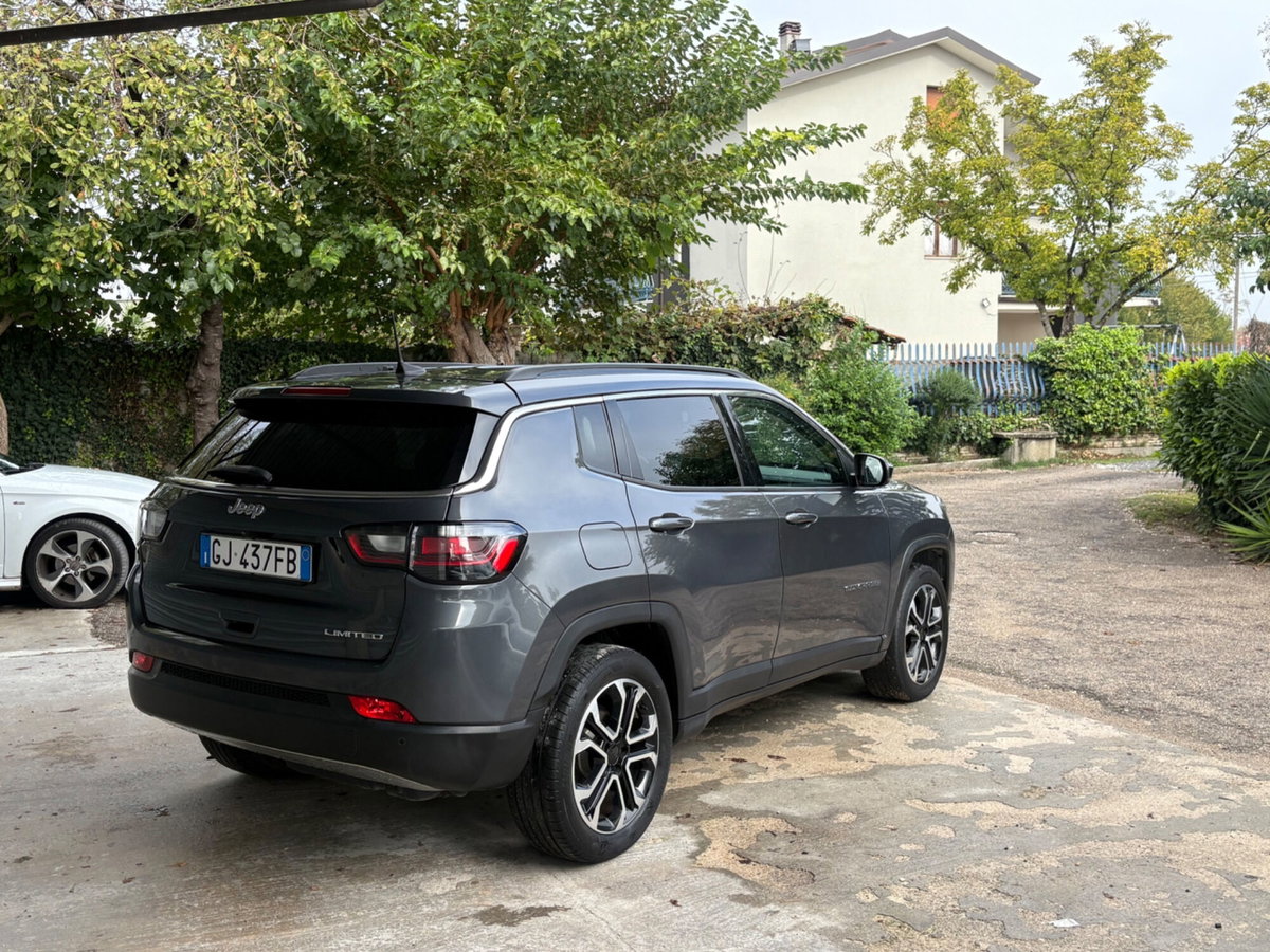 Jeep Compass 1.6 Multijet II 2WD Limited (13)