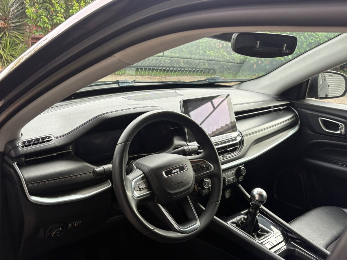 Jeep Compass 1.6 Multijet II 2WD Limited (4)
