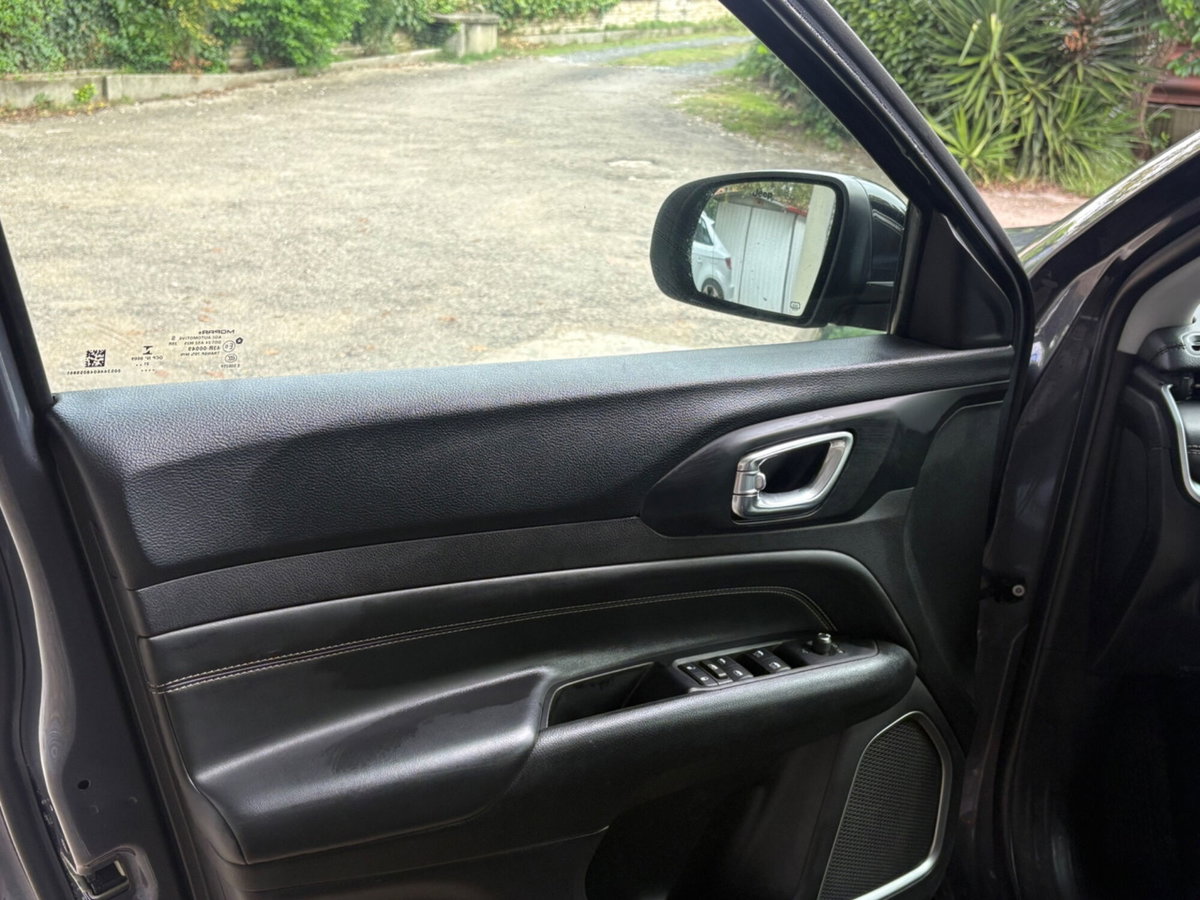 Jeep Compass 1.6 Multijet II 2WD Limited (6)