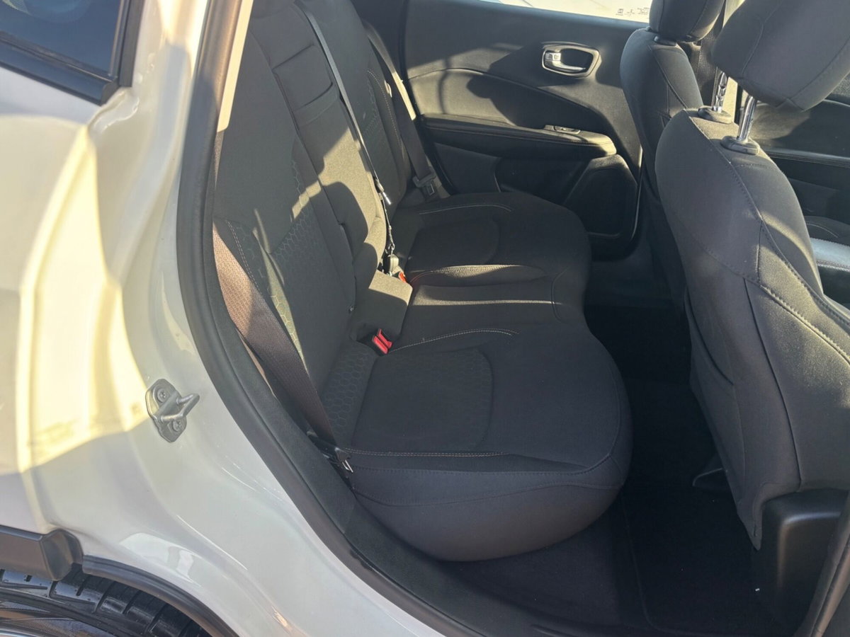 Jeep Compass 1.6 Multijet II 2WD Longitude (10)
