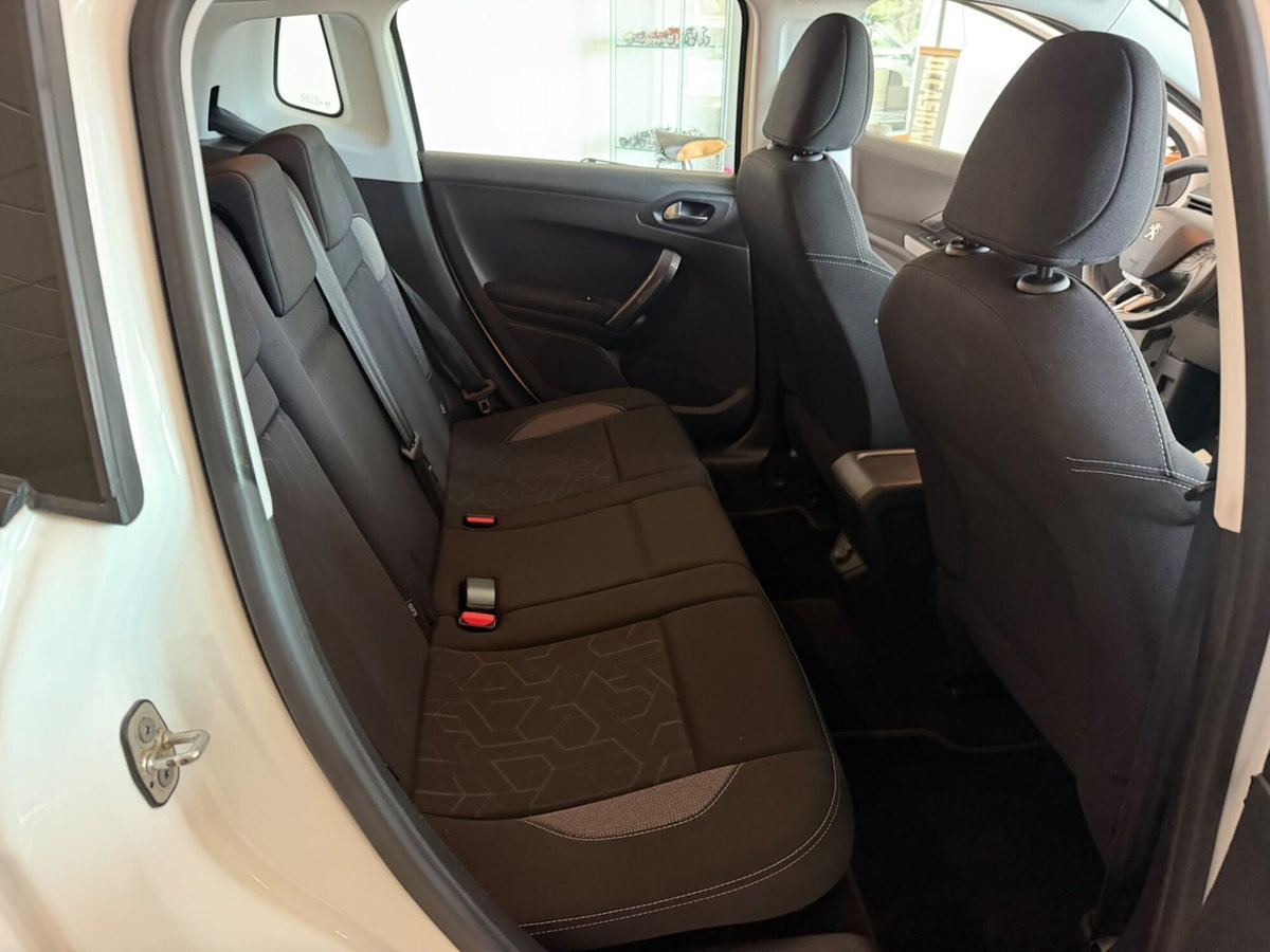 Peugeot 2008 100 S&S Active (9)