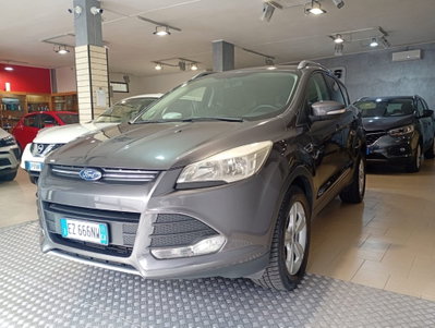 Ford Kuga 2.0 TDCI 120 CV S&S 2WD Titanium X (2)