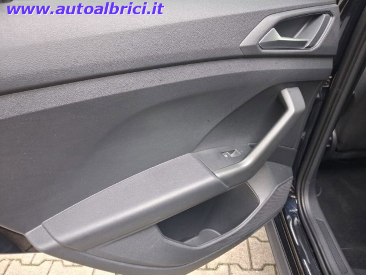 Volkswagen T-Cross 1.0 TSI 110 CV DSG Style (16)