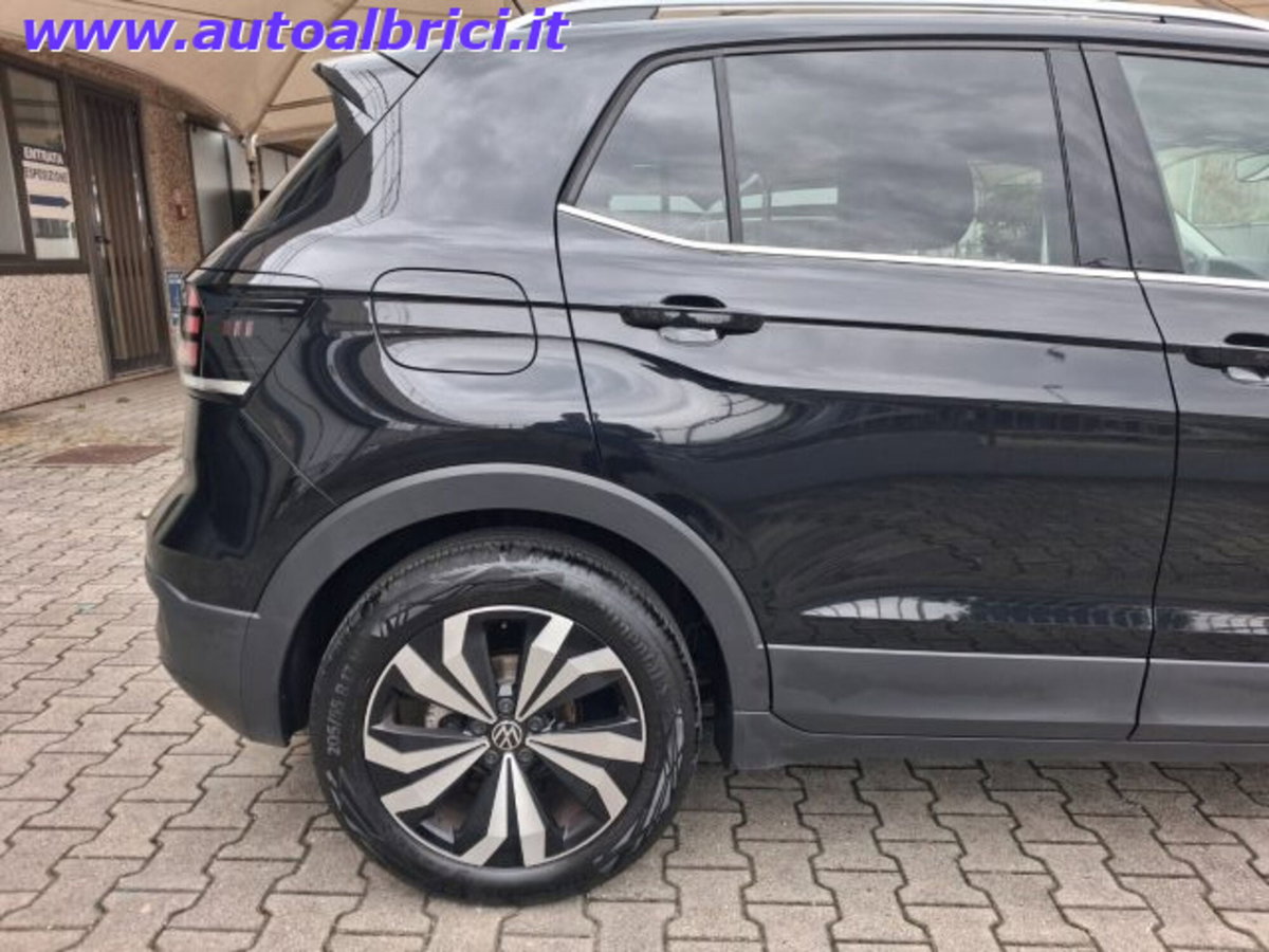 Volkswagen T-Cross 1.0 TSI 110 CV DSG Style (9)