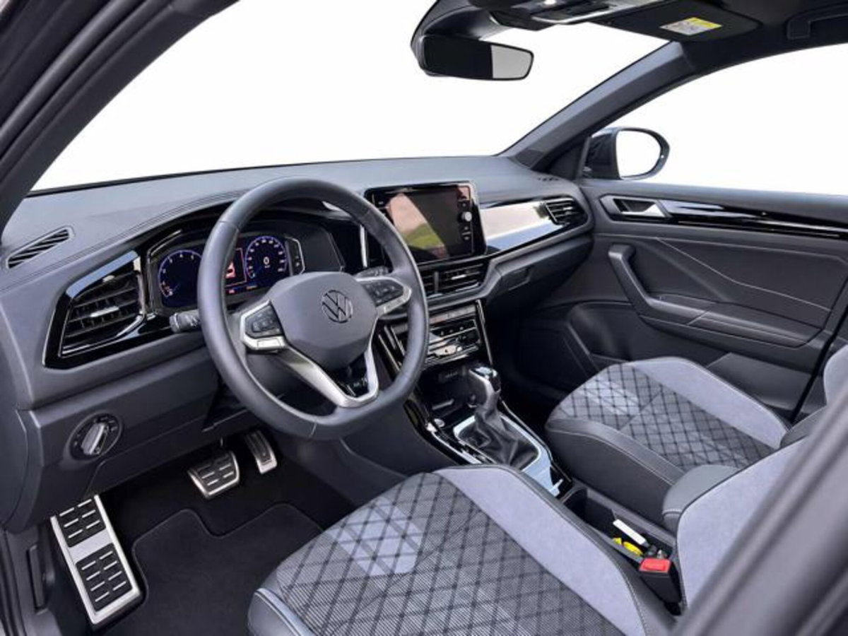 Volkswagen T-Roc 1.5 tsi R-Line dsg (12)