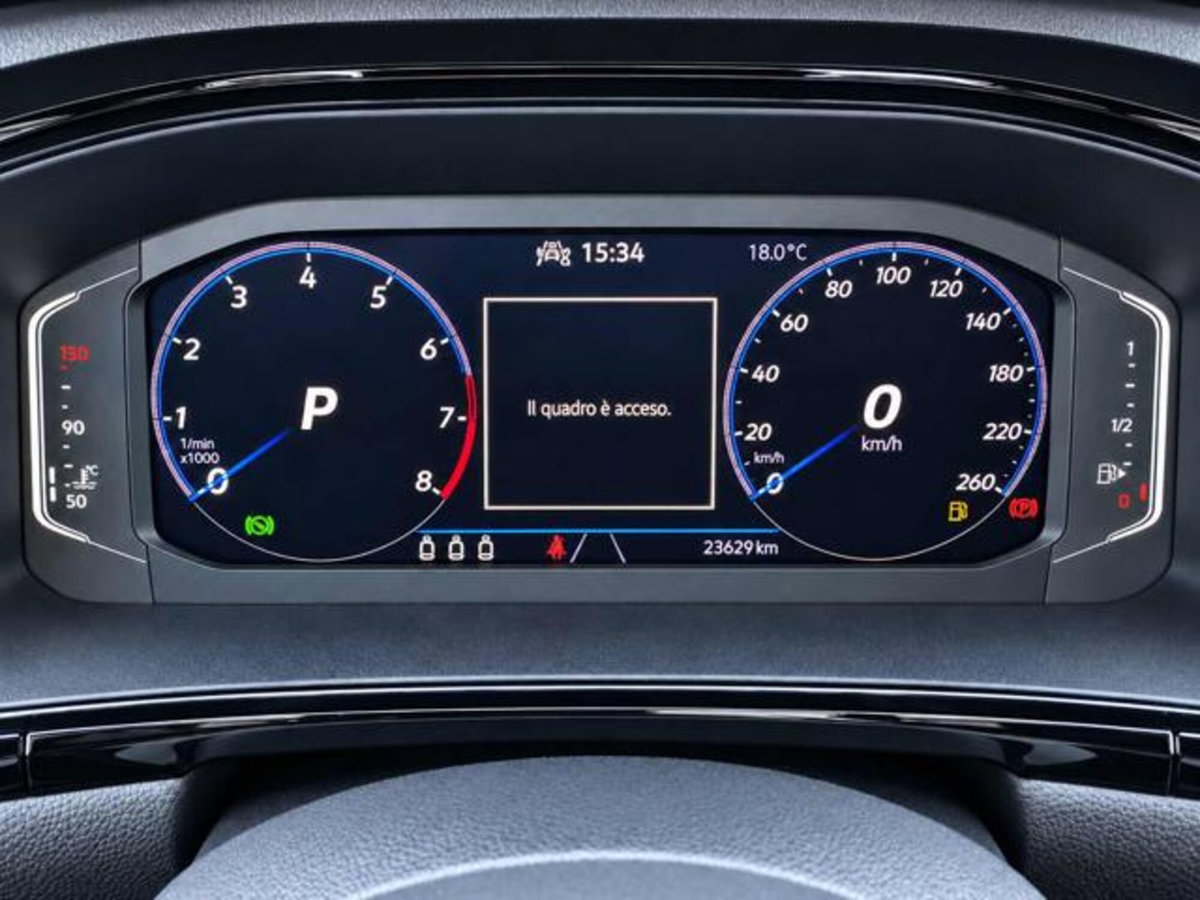 Volkswagen T-Roc 1.5 tsi R-Line dsg (14)