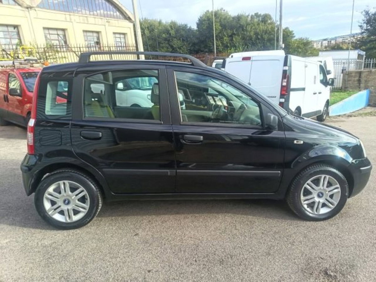 Fiat Panda 1.2 Emotion (5)