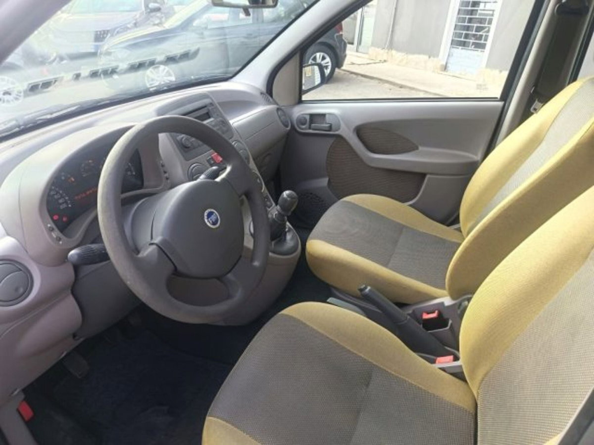 Fiat Panda 1.2 Emotion (9)
