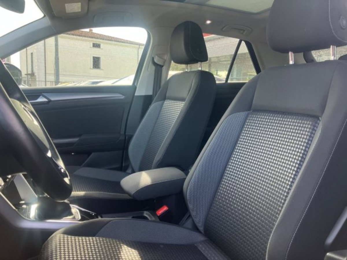Volkswagen T-Roc 2.0 tdi R-Line 115cv (13)