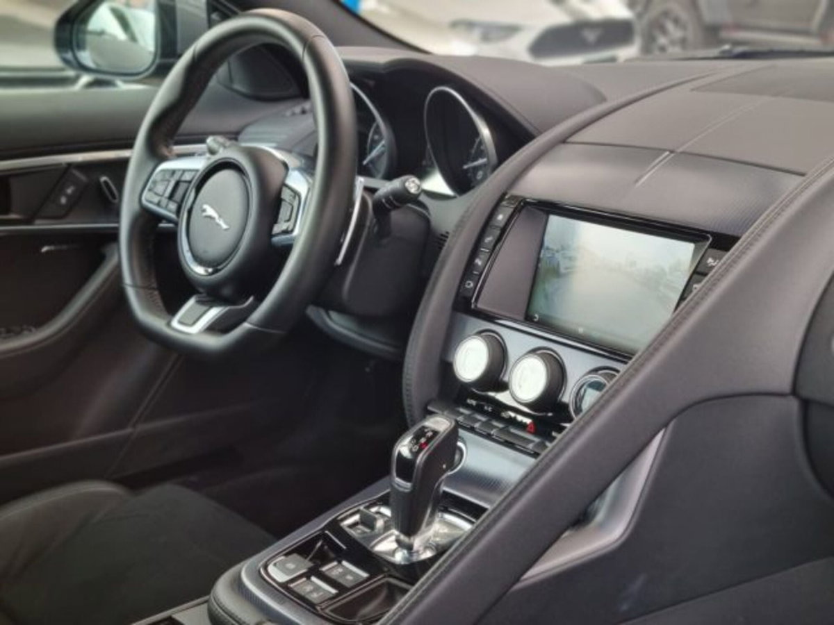 Jaguar F-Type Coupé 2.0 aut. Coupé R-Dynamic Black (14)