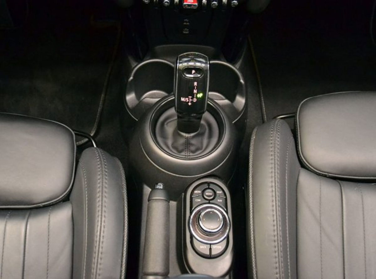 MINI Mini Cabrio 2.0 Cooper S Yours Cabrio (12)