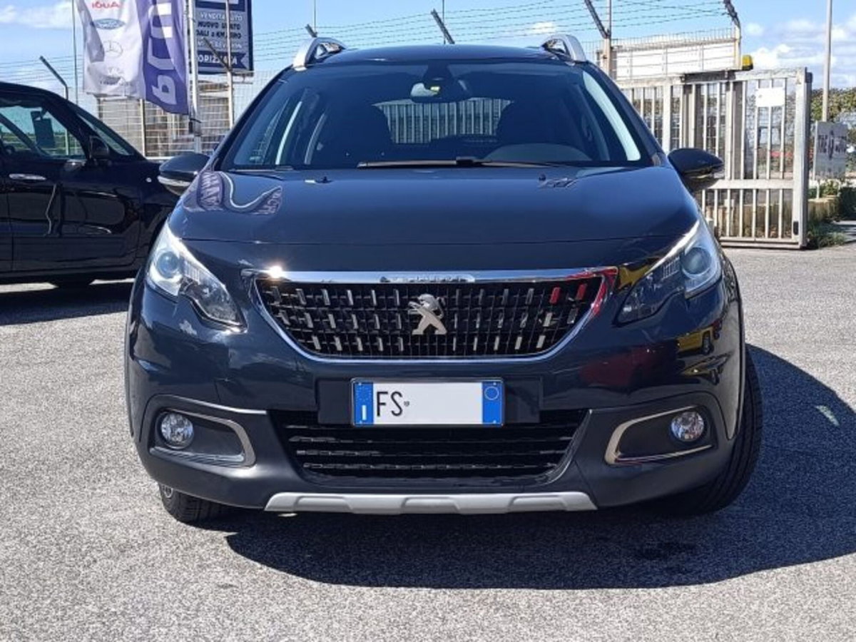 Peugeot 2008 120 EAT6 S&S Crossway (2)