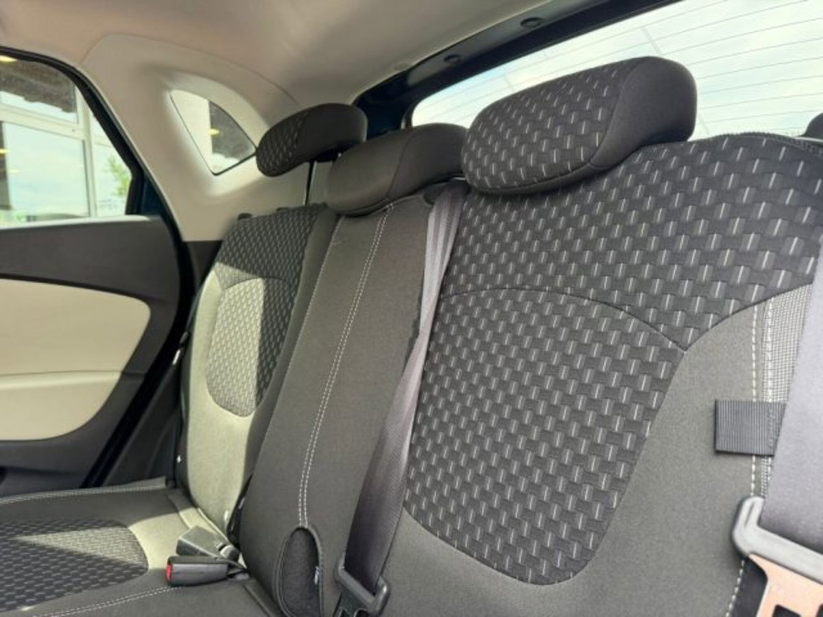 Renault Captur TCe 12V 90 CV Start&Stop Energy Bose (4)