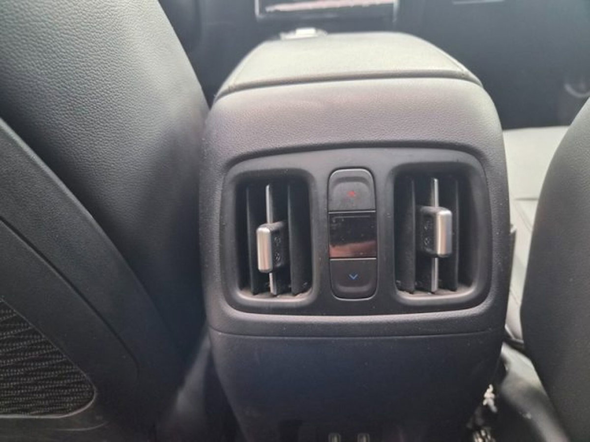 Hyundai Tucson 1.6 hev Exellence 4wd auto (12)
