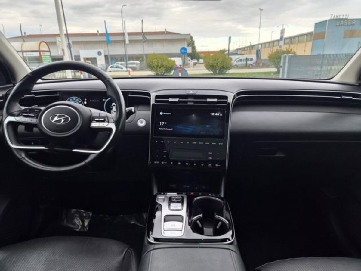 Hyundai Tucson 1.6 hev Exellence 4wd auto (4)